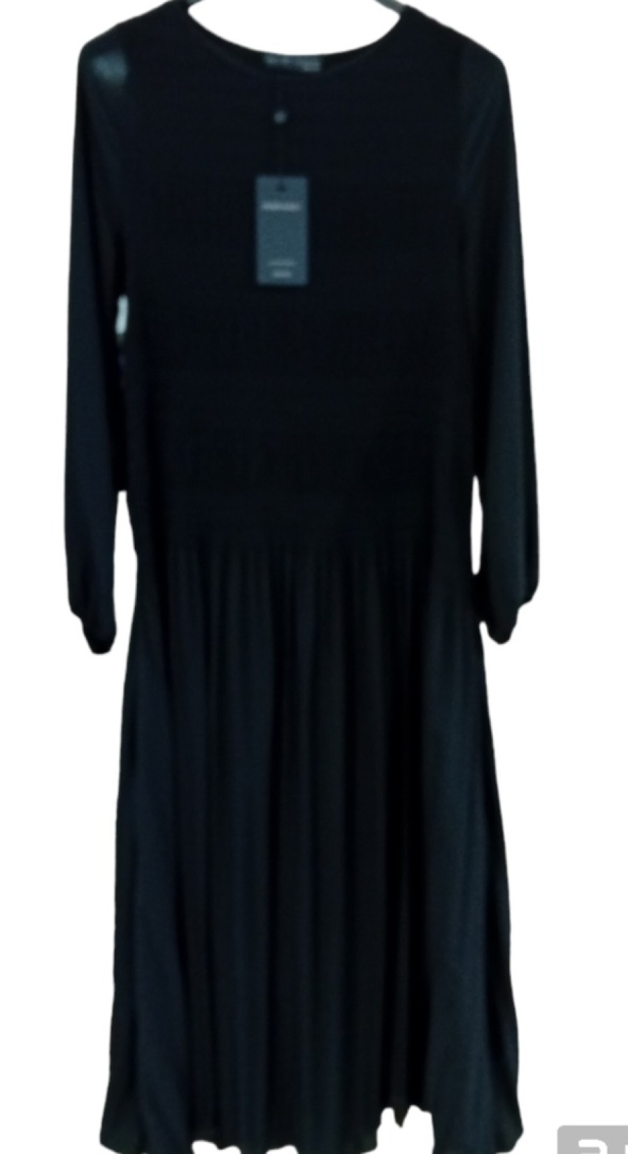 E&M Stores Peruzzi Pleat Dress Black Online